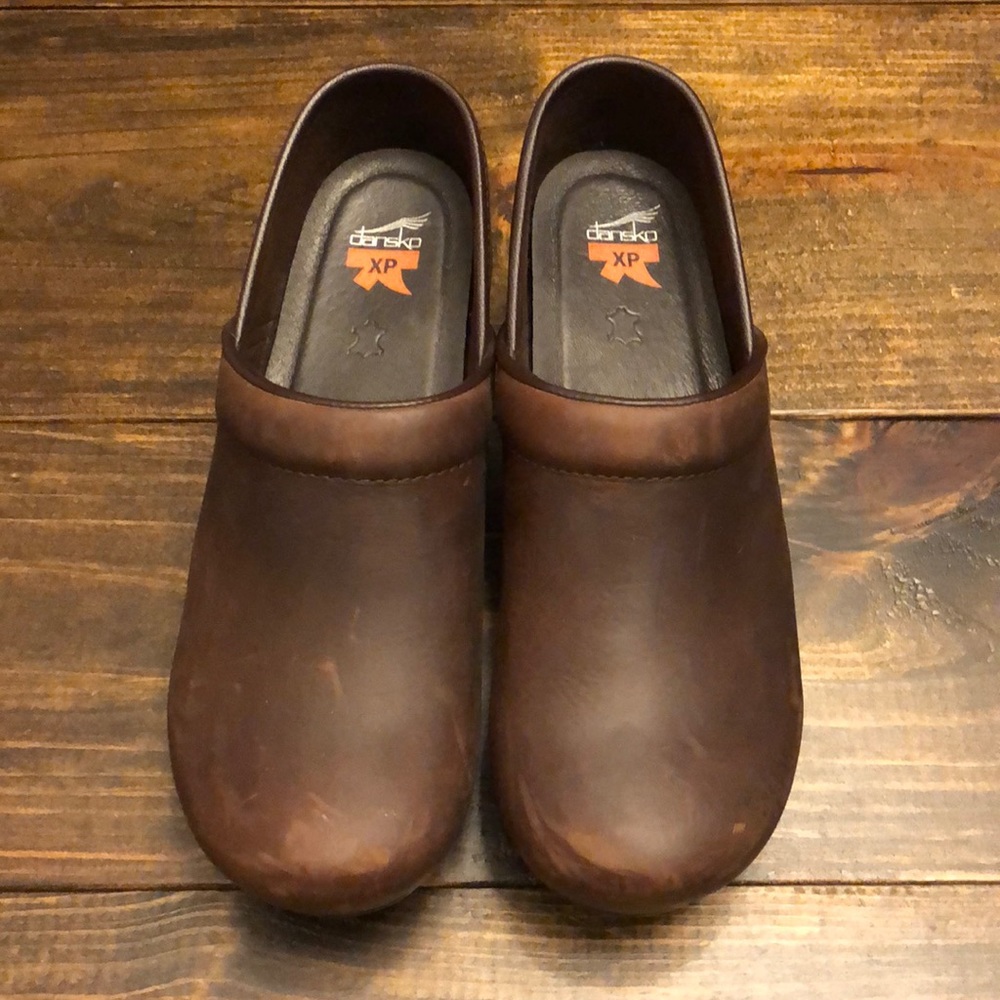 Men’s Dansko XP Clogs